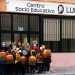 Servicios Sociales y el Centro Socioeducativo “Luis Amigó” reciben mochilas escolares de la Fundación La Caixa