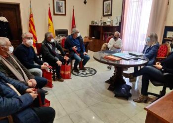 El Ayuntamiento reactiva el hermanamiento con Andernos-les-Bains