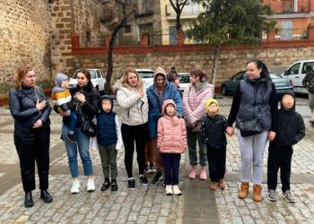 El Toro abraza a mujeres y niños de la guerra de Ucrania “para dar todo lo mejor a quienes han vivido la peor de las experiencias”