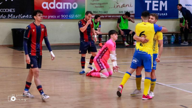 El Viveros Mas de Valero rasca un meritorio empate a 3 ante el filial del Levante UD FS