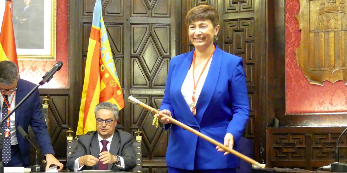 Mª Carmen Climent es investida como Alcaldesa de Segorbe