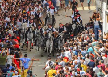 Adrenalina, tradición y emoción en cada latido la sexta Entrada de Toros y Caballos