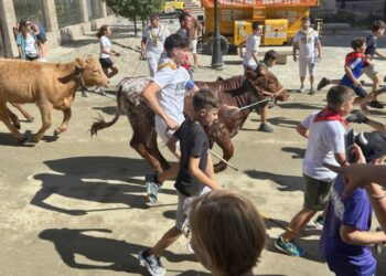La primera Trashumancia Infantil conquista la calle Colón