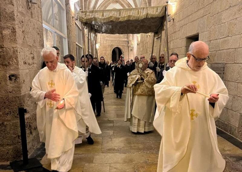 Segorbe cierra el centenario de Santa María con procesión y misa presidida por el obispo