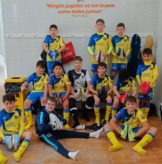El Alevín Sprint suma tres puntos importantes tras ganar 6-2 al Vallsala