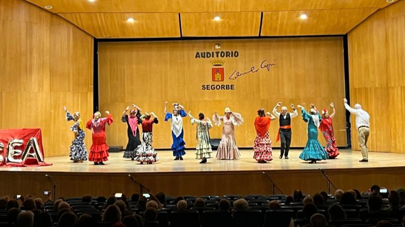 El CEA Segorbe celebra el final de curso con actuaciones y una feria abierta a toda la ciudadanía
