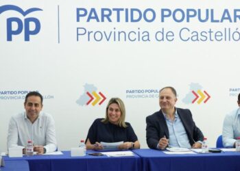Marta Barrachina moviliza al PPCS para exigir a Sánchez los 250 millones que debe a la provincia