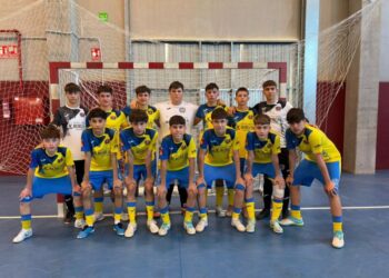El Cadete Funeraria Robles da el primer paso hacia la final de la Copa Castellón