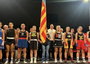 Casi un millar de personas llenan el pabellón en el estreno del Trofeo de Boxeo Ciudad de Segorbe