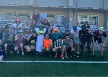 El CD Segorbe comparte una tarde de fútbol, sonrisas y valores junto a las personas con diversidad funcional de la Residencia de Segorbe