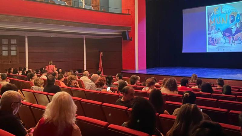 El Centro Ocupacional Alto Palancia presenta el corto “El mundo a cuestas” en el Teatro Serrano de Segorbe