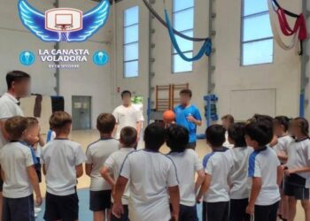 La Canasta Voladora lleva el baloncesto al Colegio La Milagrosa con una semana de deporte y aprendizaje