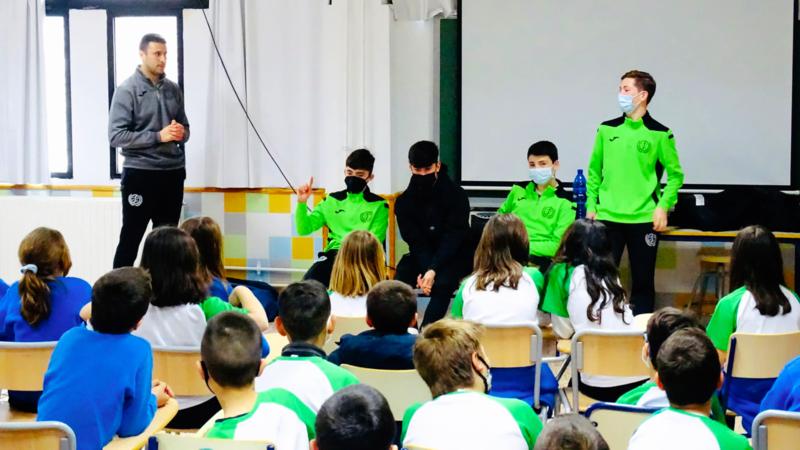 El CDFS Segorbe acerca los valores de su factoría de futsal a los colegios de la ciudad