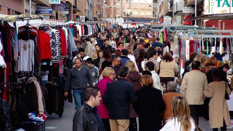 La Mutua Segorbina presenta el libro ‘Las Ferias Reales de Segorbe. Privilegios y evolución’ de Rafael Martín Artíguez
