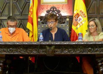 El Pleno aprobó una moción contra la supresión de la consulta de médico de familia en Cárrica