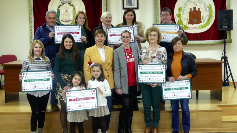 El Ayuntamiento entrega los premios del III Concurso de Fachadas Navideñas