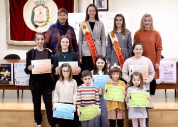 El Ayuntamiento entrega los premios del II Concurso de dibujo «La Navidad en Segorbe»