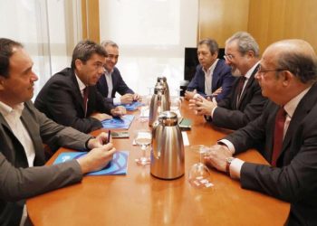 El PPCV y VOX acuerdan un gobierno de coalición para el cambio en la Comunitat Valenciana