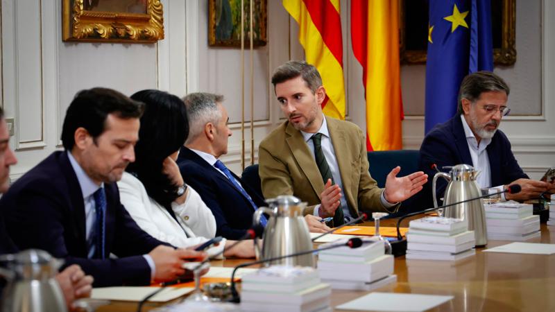 Barrachina: “Las negociaciones de Sánchez con el separatismo catalán supone que Junts y ERC marquen la agenda valenciana”