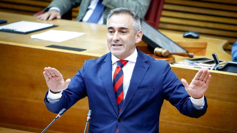 Barrachina pide al PSPV y Compromís que “dejen de ser el felpudo de los separatistas catalanes”