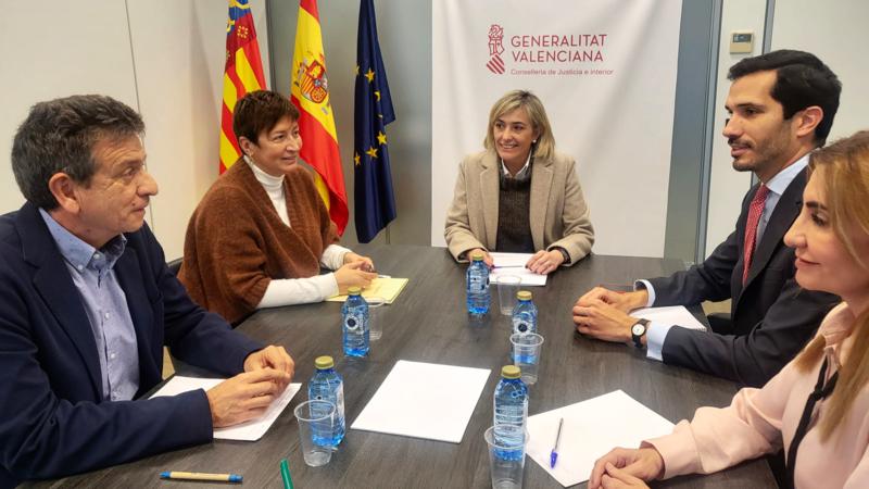 La Alcaldesa de Segorbe se reúne con la Consellera de Justicia