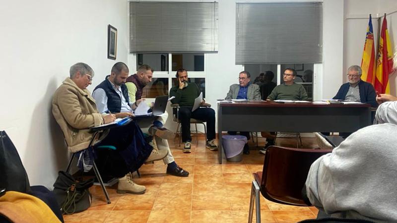 Alternativa por Navajas cambia de criterio y decide en solitario prorrogar hasta 2030 el contrato de agua potable