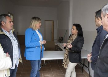 La Diputación reactiva el interior de Castellón garantizando servicios básicos como una tienda multiservicio en Matet