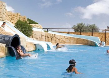 Segorbe da la bienvenida al verano con la apertura del complejo acuático Segóbriga Park y la piscina de Peñalba
