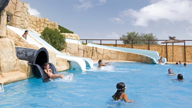 Segorbe da la bienvenida al verano con la apertura del complejo acuático Segóbriga Park y la piscina de Peñalba
