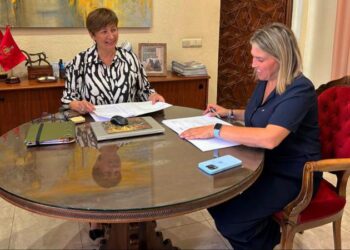 Marta Barrachina atiende las necesidades de Segorbe