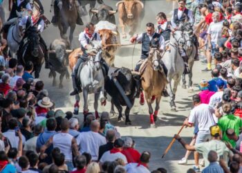 Multitudinaria quinta Entrada de Toros y Caballos de Segorbe