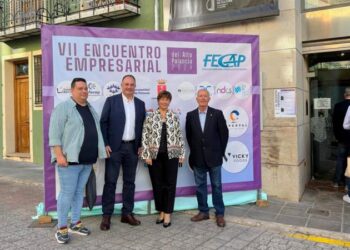 El Teatro Serrano acoge el VII Encuentro Empresarial del Alto Palancia