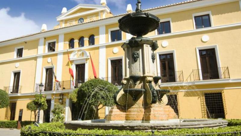 Se suspenden los actos municipales los próximos tres días por respeto a las víctimas