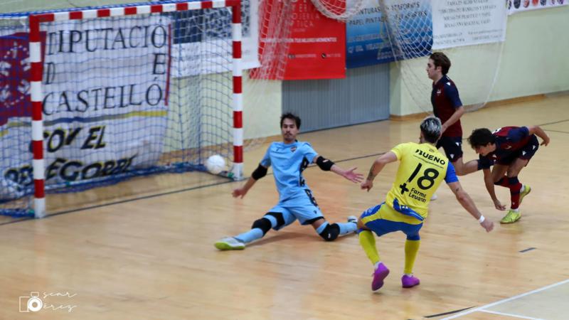 El Viveros Mas de Valero suma tres de tres tras vencer con solvencia al filial del Levante UD