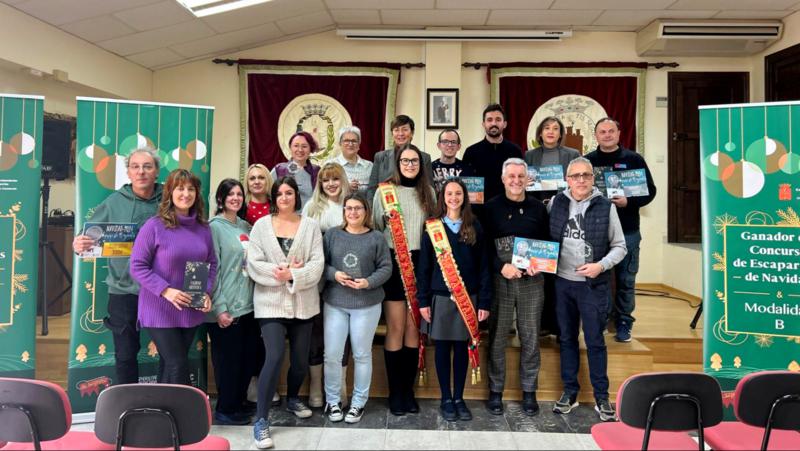 El Ayuntamiento premia la creatividad del comercio local en el Concurso de Escaparates navideño