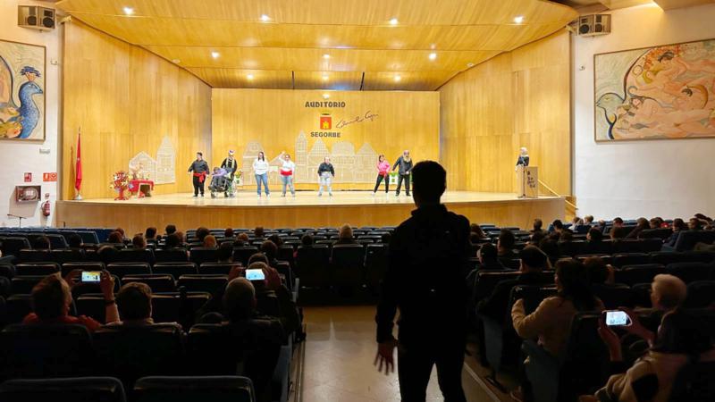 El Centro Ocupacional celebra su festival de Navidad bajo el lema “Cuéntame un cuento”