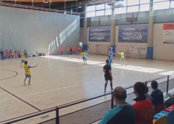 El Viveros Mas de Valero se estrella contra la defensa alcorina y encaja la primera derrota de la temporada como visitante