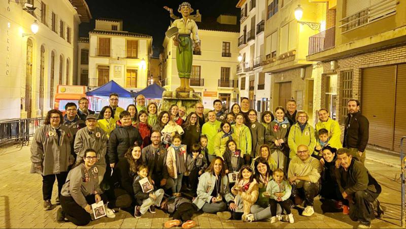 La Falla Plaza Almudín vive intensamente su semana grande