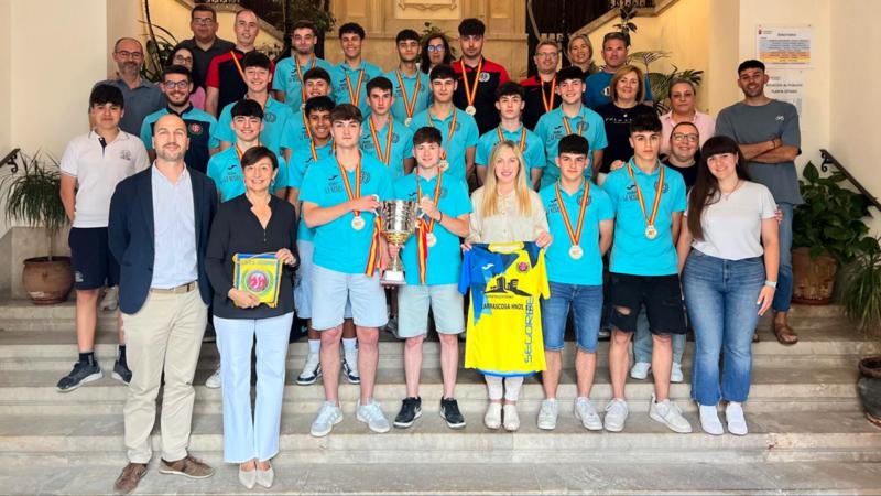 Homenaje por su victoria al juvenil del CDFS de Segorbe