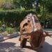 La escultura del toro de Ripollés ya luce en la Glorieta