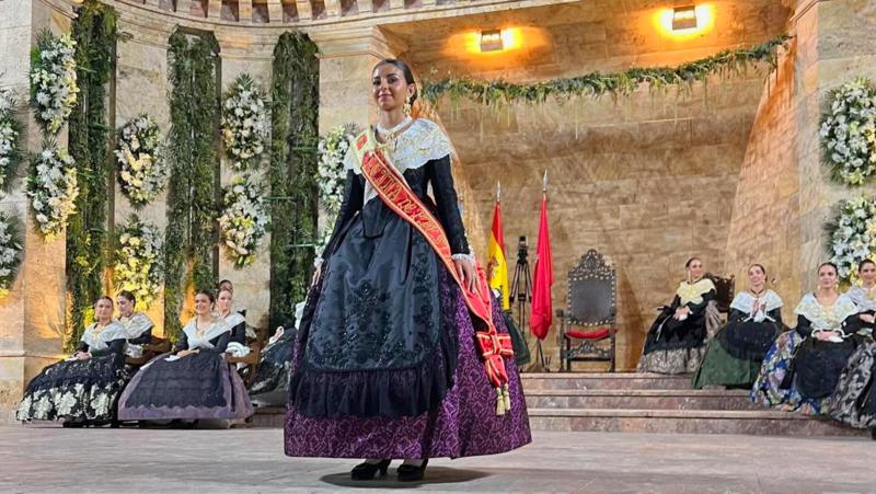Noelia Simón Lázaro cumple su sueño y se convierte en Reina Mayor de las Fiestas de Segorbe