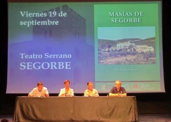 La presentación de Masías de Segorbe llena el Teatro Serrano