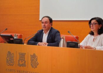 El PPCV denuncia los «chanchullos y corruptelas» del PSOE en la compra del edificio de Correos para «pagar los caprichos de Sánchez y Puig»
