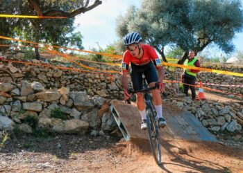 Dos Hugos de Segorbe dejan huella en el Autonómico de Ciclocross de Cervera del Maestre
