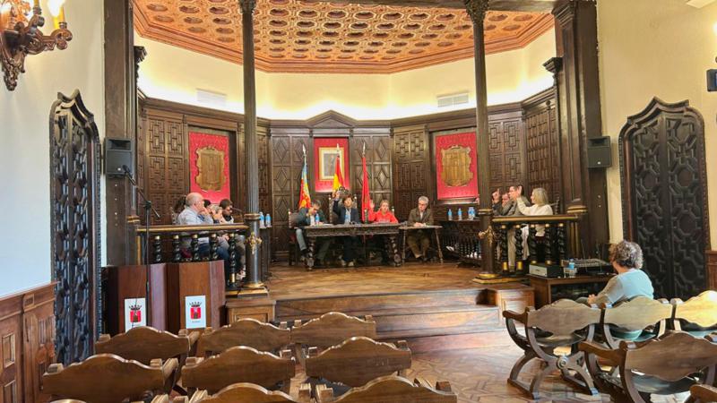 El Ayuntamiento de Segorbe aprueba la redistribución de inversiones para mejorar la avenida Mediterráneo y la fuente de la plaza Agua Limpia
