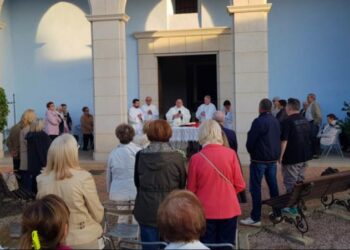 El Obispo Casimiro presidió la Eucaristía de Todos los Santos en el cementerio de Segorbe