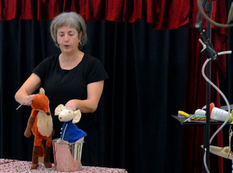 La Ratita que dice “no”, un cuento que enseña igualdad desde la infancia