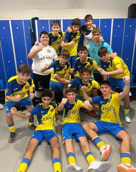 ¡Goleada visitante en Vinaròs! El Cadete Funeraria Robles arrasa 2-9 al C.D. Vinaròs