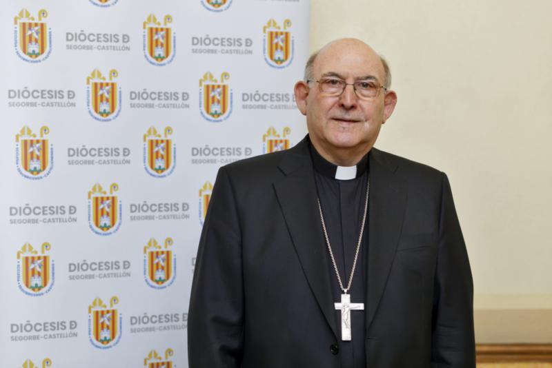 El Obispo de Segorbe-Castellón cumple 75 años y presenta su renuncia al Papa