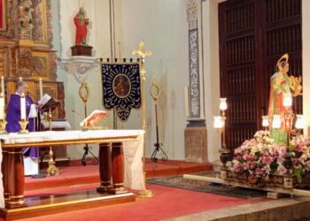 Segorbe cierra las fiestas de Santa Cecilia con una misa en recuerdo de sus difuntos